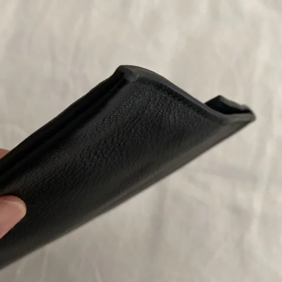 The Row - Picture 13 of 16